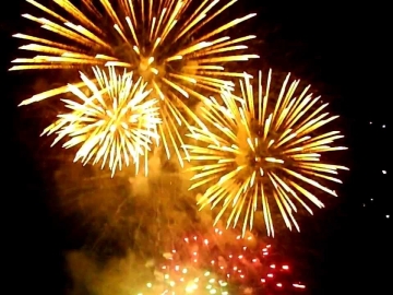 Сцена, озвучаване, осветление, пиротехника - заря